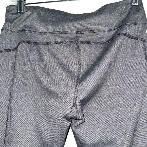 Danskin Now Womens Gray Ruched Capri Leggings Size M - Picture 9 of 11